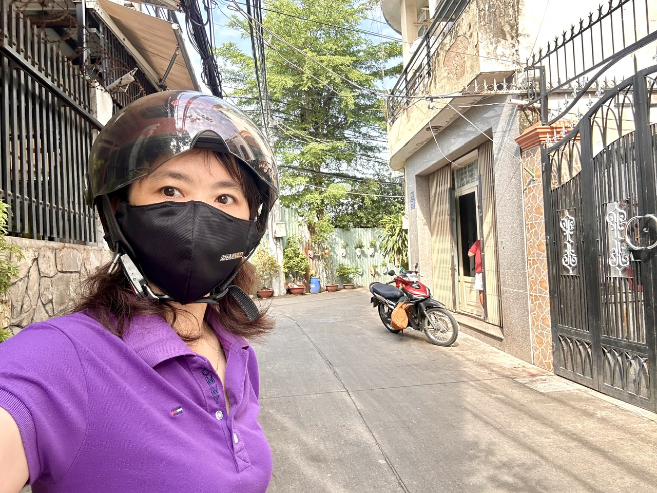 CHÍNH CHỦ CẦN BÁN CĂN MĂT TIỀN XE HƠI ĐẬU NGAY CỬA- TRỤC ĐƯỜNG ĐI ALIJ THUẬN TIỆN- THÔNG TÔN ĐẢN, - Ảnh chính
